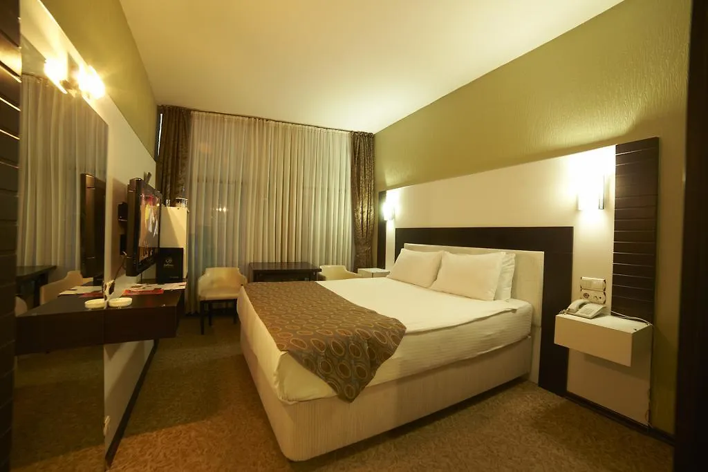 Saffron Hotel Ankara 4*,